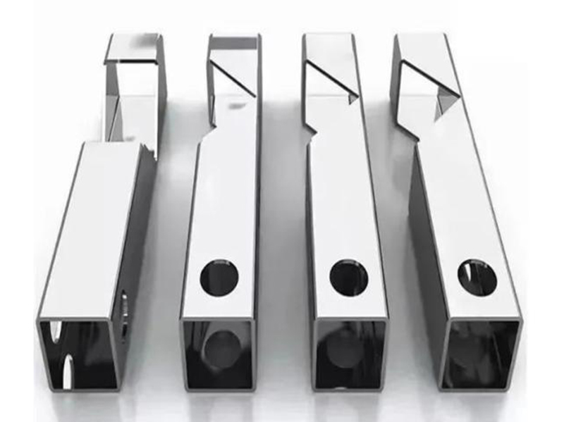 Qiangang-laser-pipe-cutting-machine-4